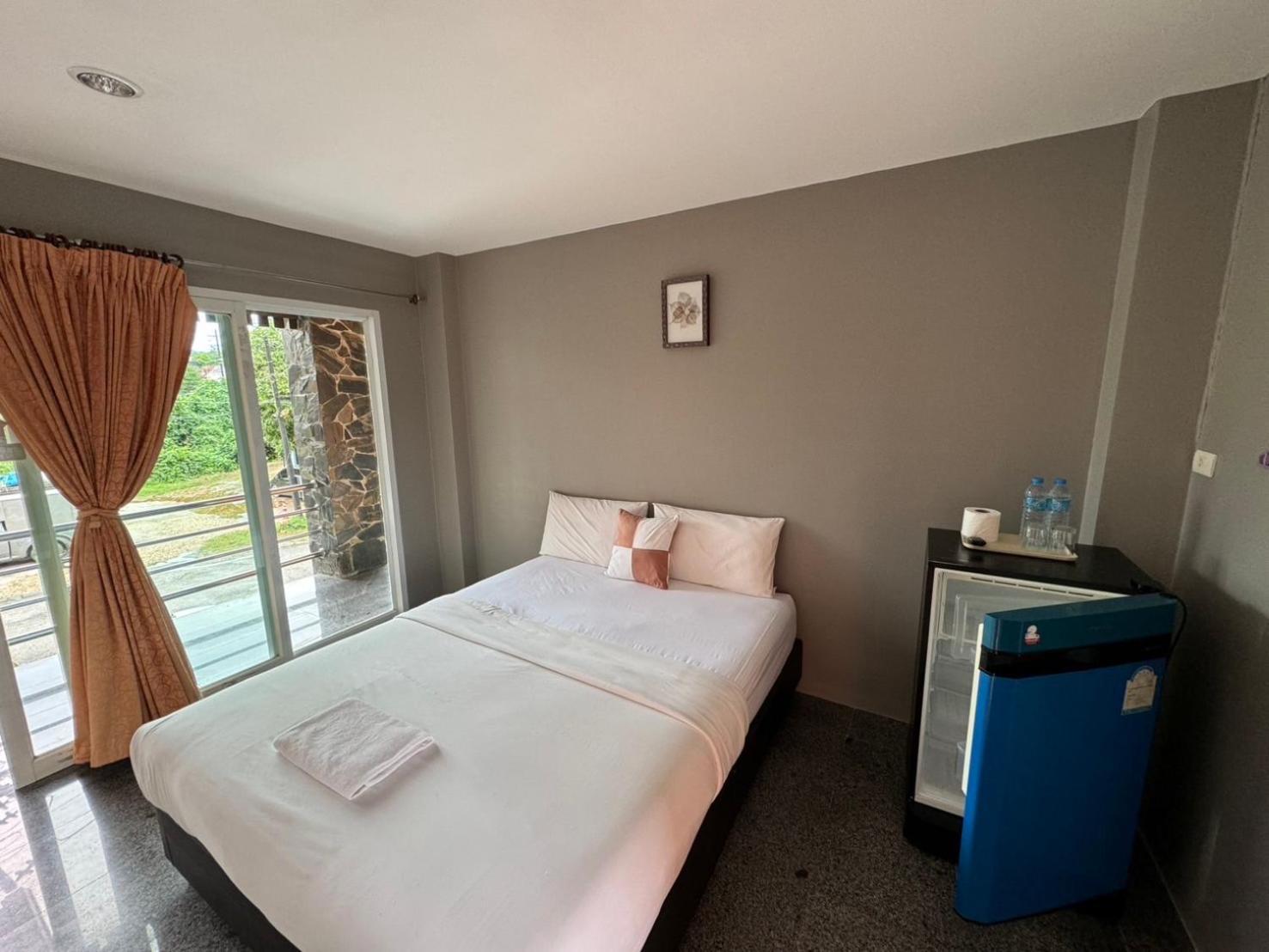 B And B Hotel Ρανόνγκ Εξωτερικό φωτογραφία