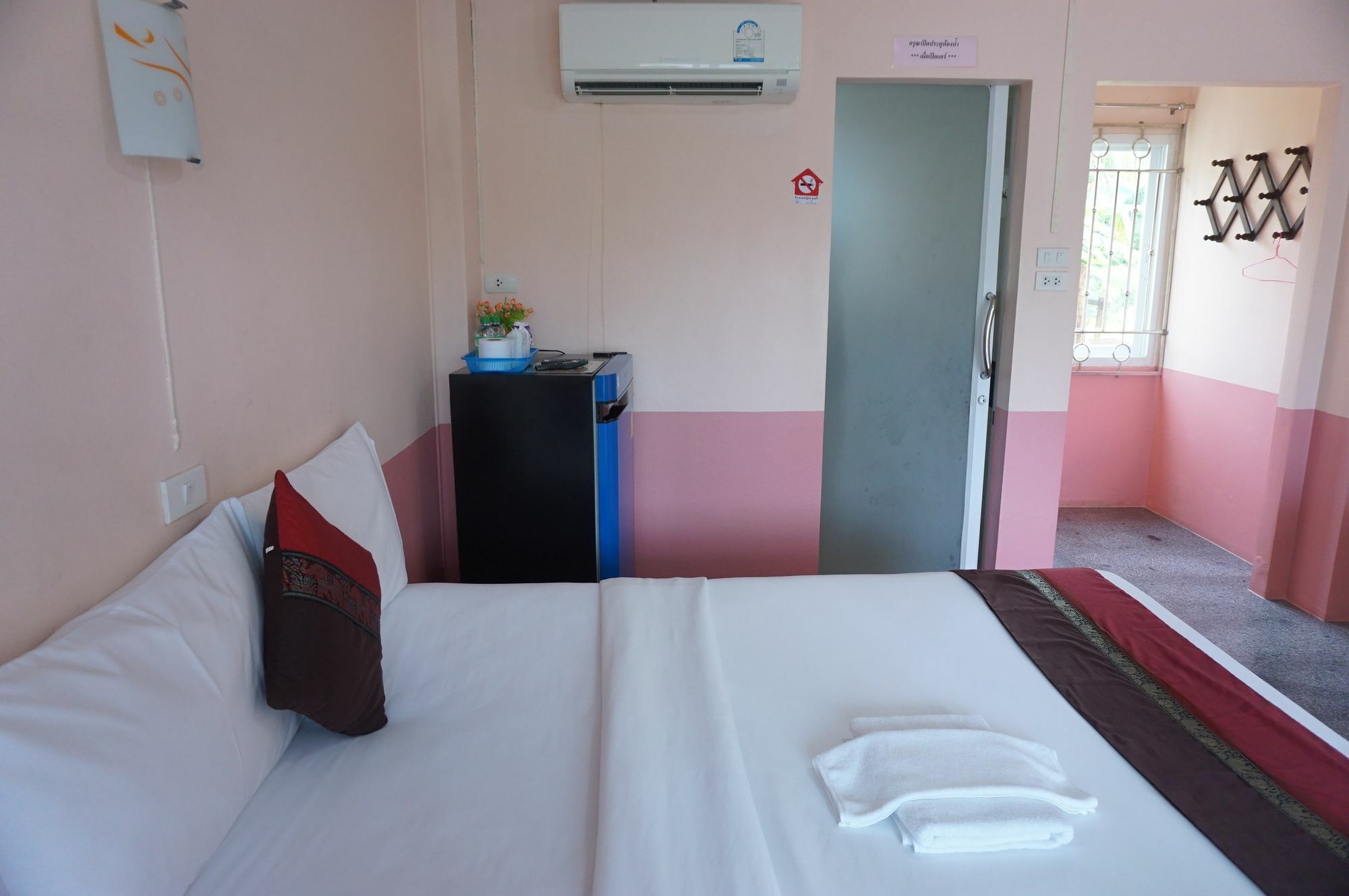 B And B Hotel Ρανόνγκ Εξωτερικό φωτογραφία