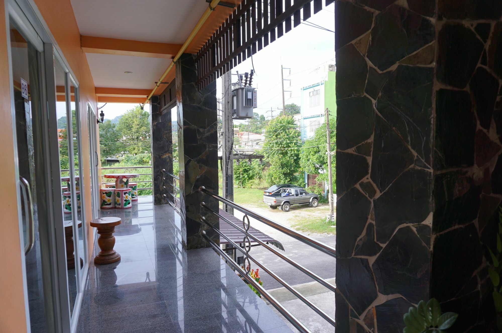 B And B Hotel Ρανόνγκ Εξωτερικό φωτογραφία